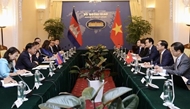 Vietnamese, Cambodian foreign ministers hold talks